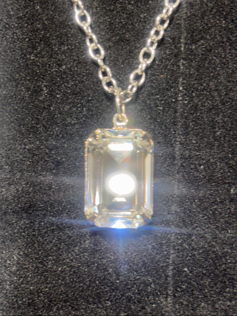 Hand Crafted Clear Crystal Pendant Necklace with Matching Drops - Picture 2 of 3